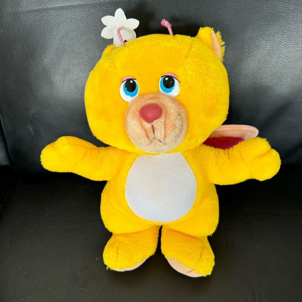 Vintage Wuzzle Butterbear Stuffy